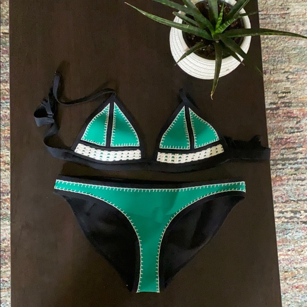 TRIANGL SIZE SMALL BIKINI